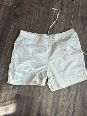 Ladies Land n Sea khaki Shorts Plus Size